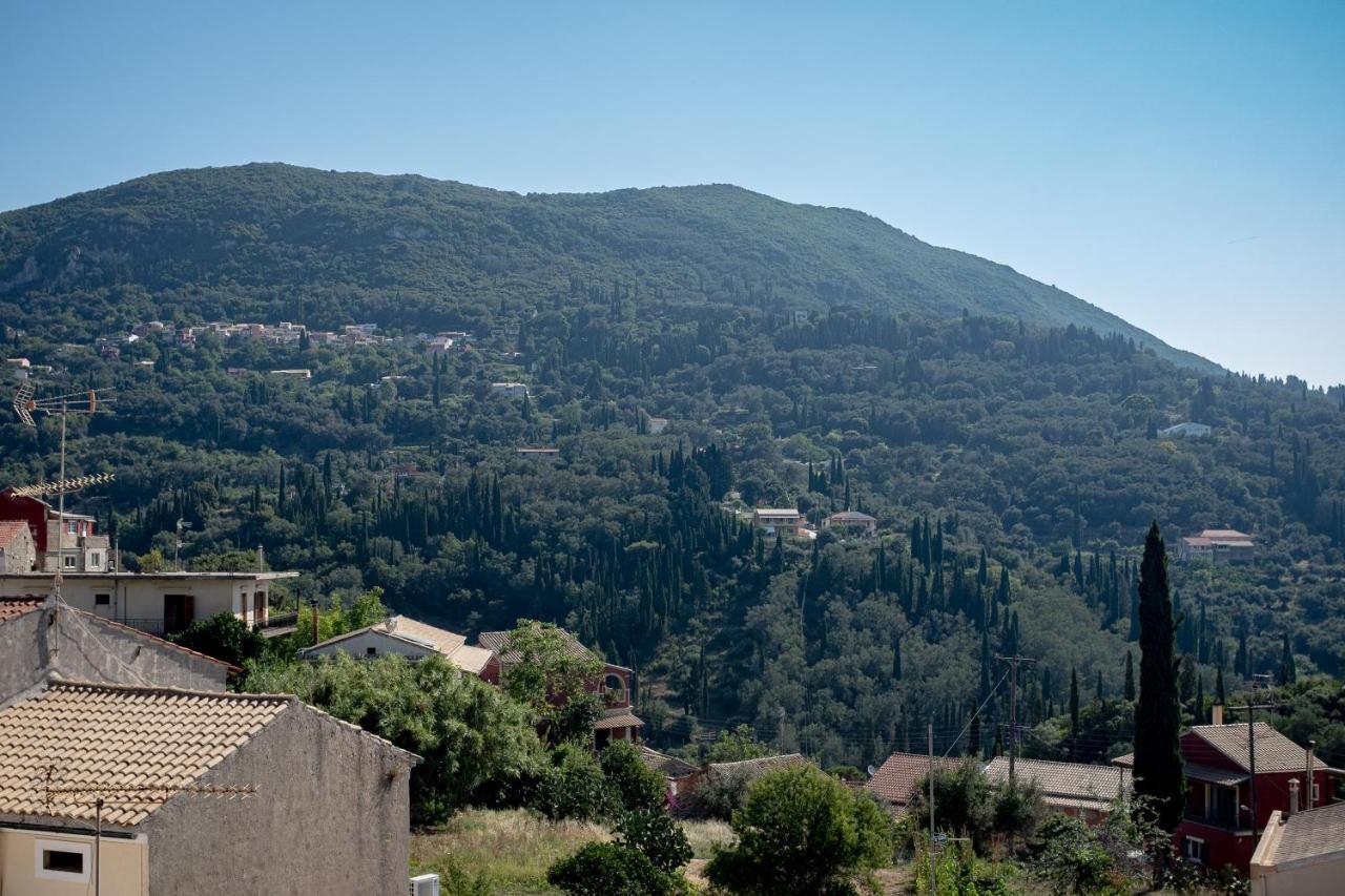 Studio Anna Daire Kato Garouna Dış mekan fotoğraf